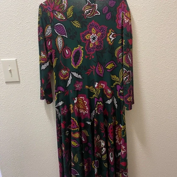 Leota Green and Pink Floral Long Sleeve Dress - Picture 3 of 4